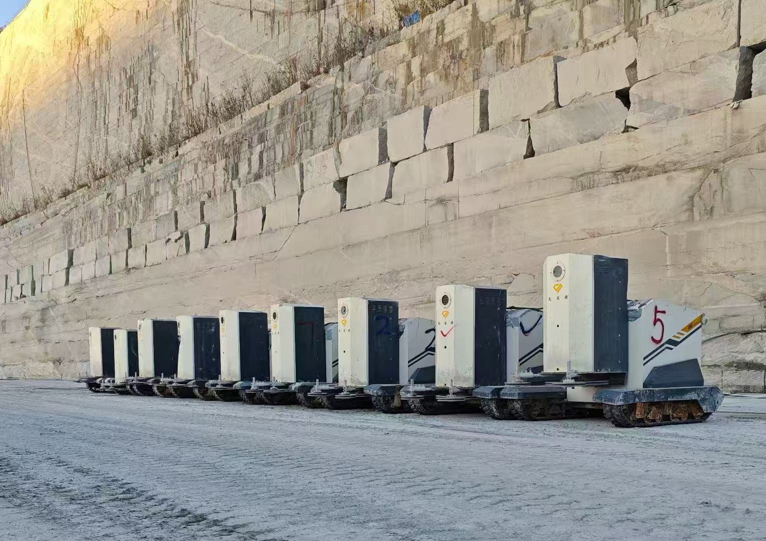 Skystone quarry machine 