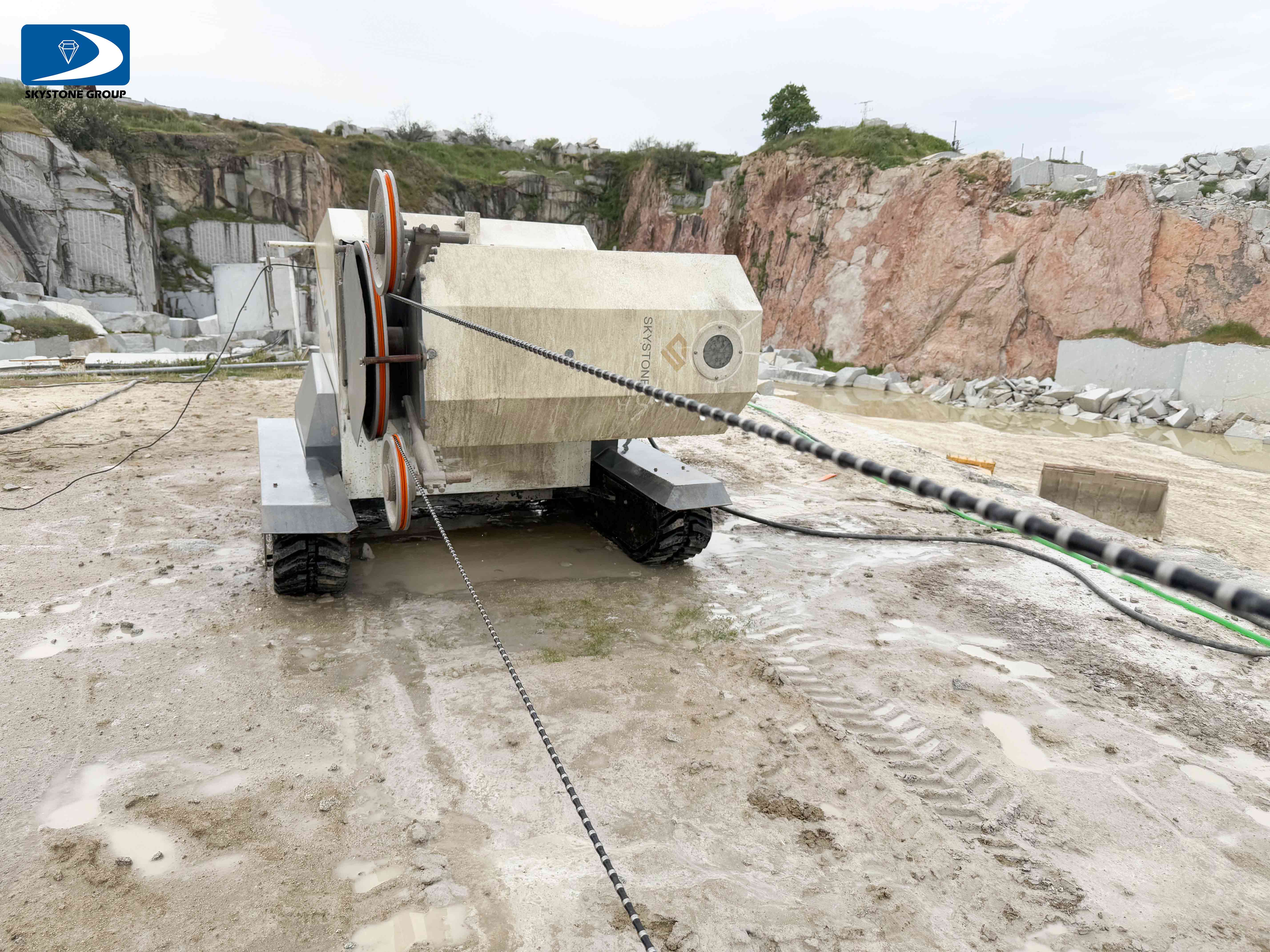 Skystone trackless wire saw machine and diamond wire 